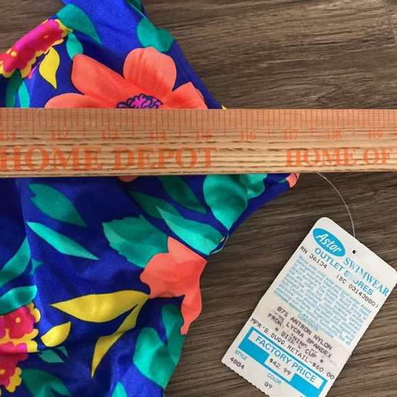 VTG 90’s bright floral swimsuit one piece NWT dead stock size 18 Beachy vaca - Picture 2 of 10
